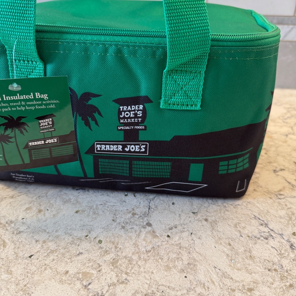 NWt - Green Trader Joe's Mini insulated‎ bag - Picture 2 of 10